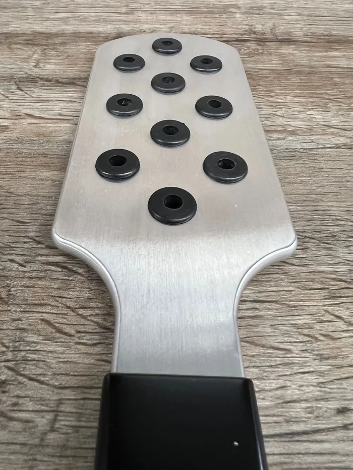 Wholesale Tentacle Aluminum Spanking Paddle with Rubber Circles Ballisticmetal Male Sex Toys Wholesale Tentacle Aluminum Spanking Paddle with Rubber Circles Ballisticmetal Male Sex Toys