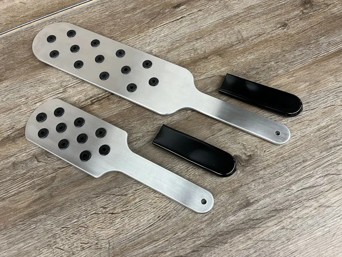 Wholesale Tentacle Aluminum Spanking Paddle with Rubber Circles Ballisticmetal Male Sex Toys Wholesale Tentacle Aluminum Spanking Paddle with Rubber Circles Ballisticmetal Male Sex Toys